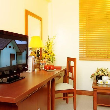 Dong Khanh Hotel Ho Şi Min Dış mekan fotoğraf