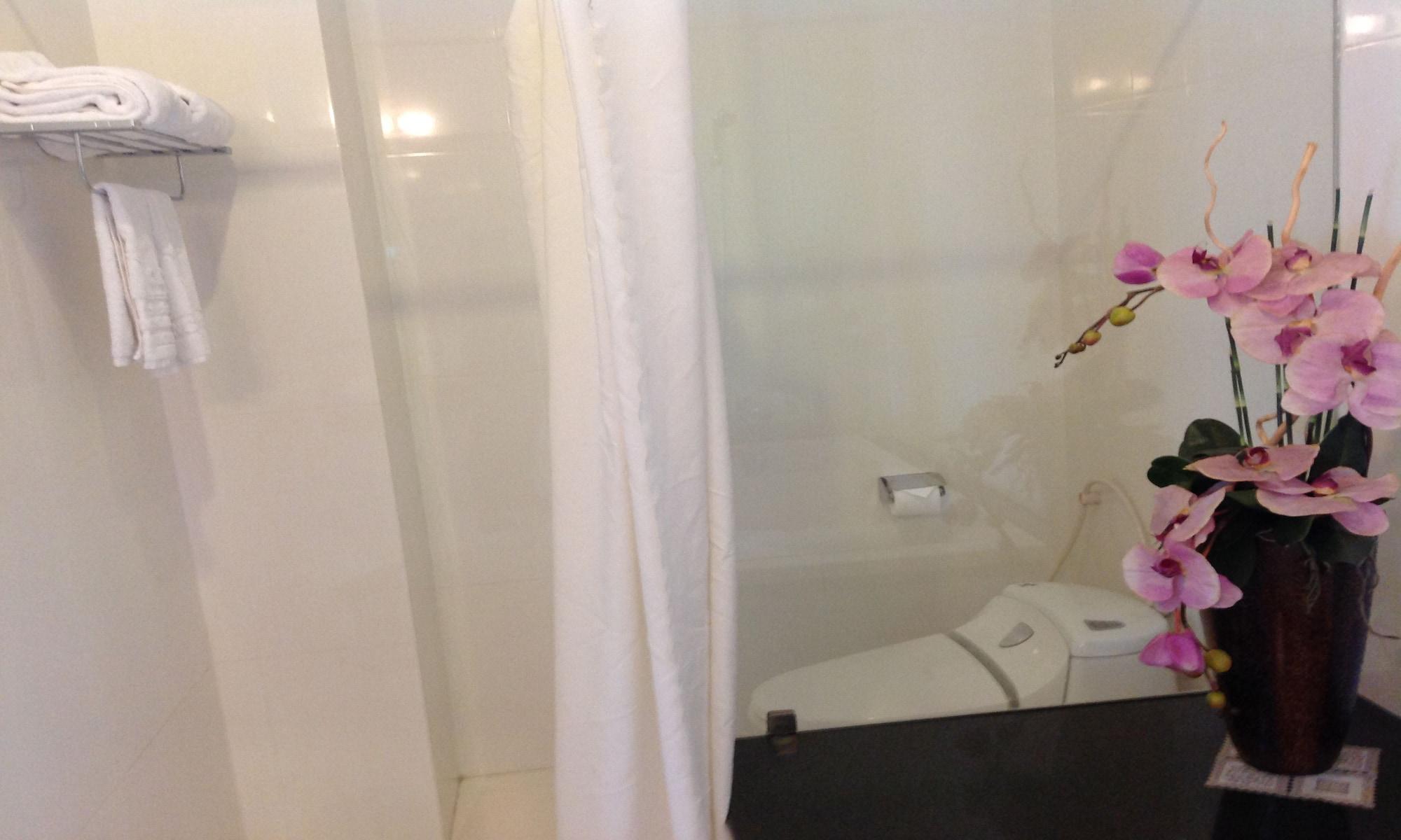 Dong Khanh Hotel Ho Şi Min Dış mekan fotoğraf